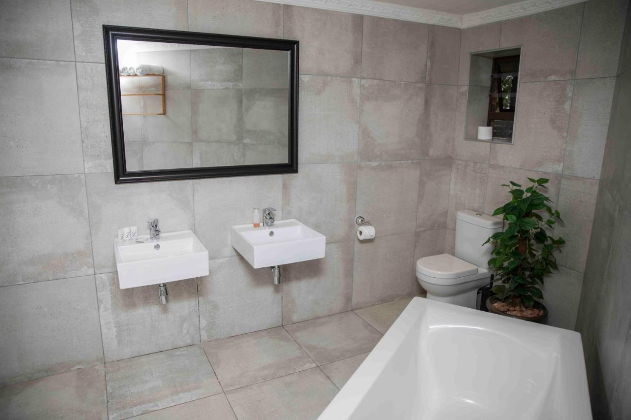 Palmwood Guesthouse امانزيمتوتي المظهر الخارجي الصورة