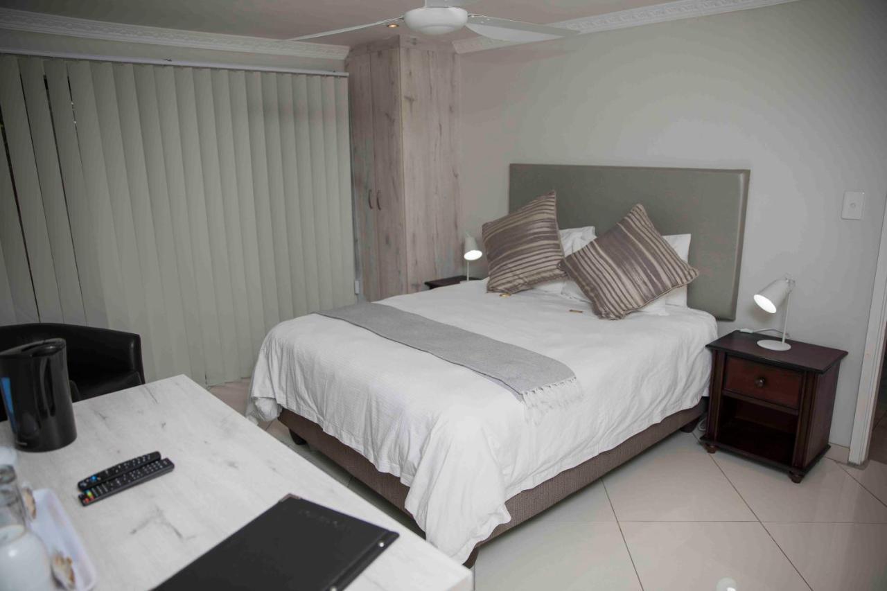 Palmwood Guesthouse امانزيمتوتي المظهر الخارجي الصورة