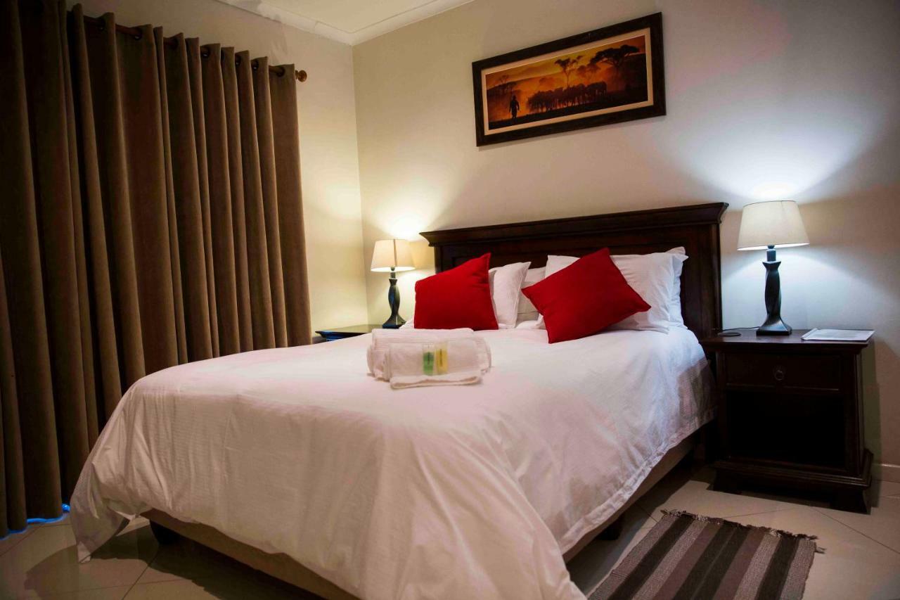 Palmwood Guesthouse امانزيمتوتي المظهر الخارجي الصورة