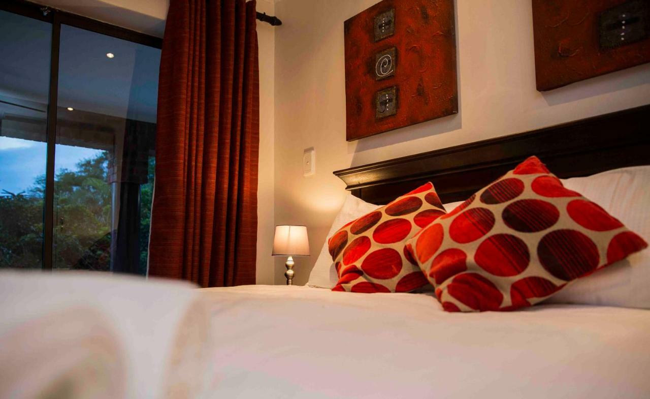 Palmwood Guesthouse امانزيمتوتي المظهر الخارجي الصورة